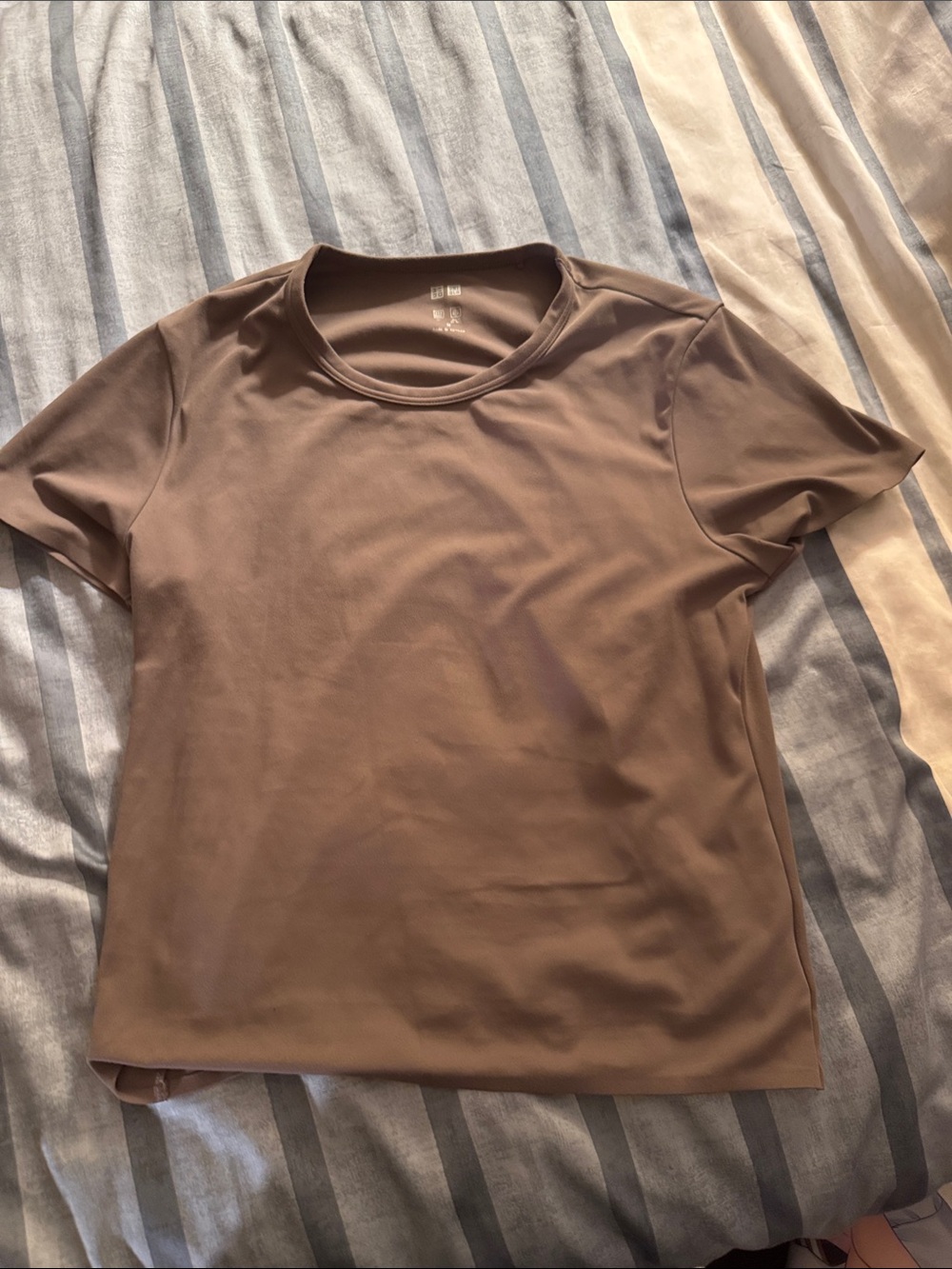 Uniqlo Crewneck Performance Tee